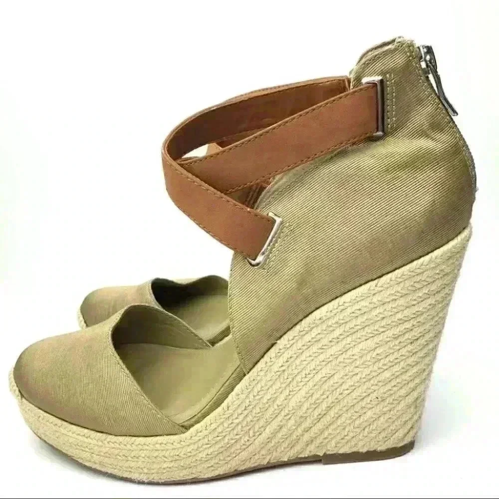 Bcbgeneration platform wedge 9.5 39.5 Espadrilles